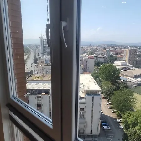 Sky View Luxury Center *