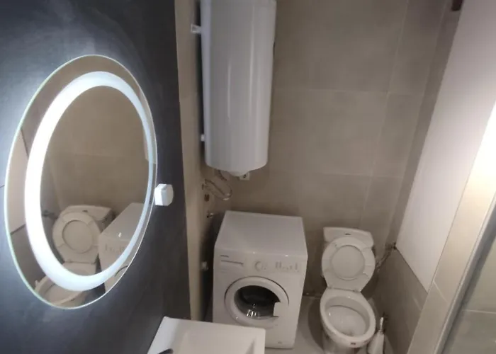 Sky View Luxury Center Апартаменти