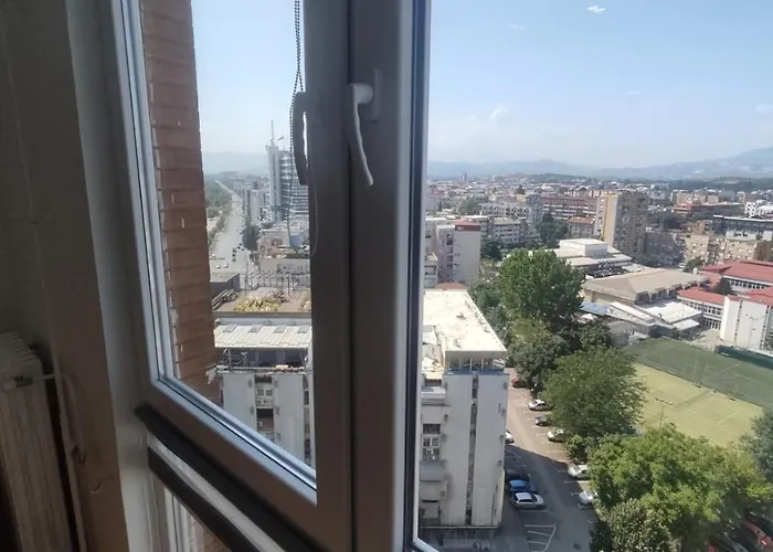 Sky View Luxury Center *