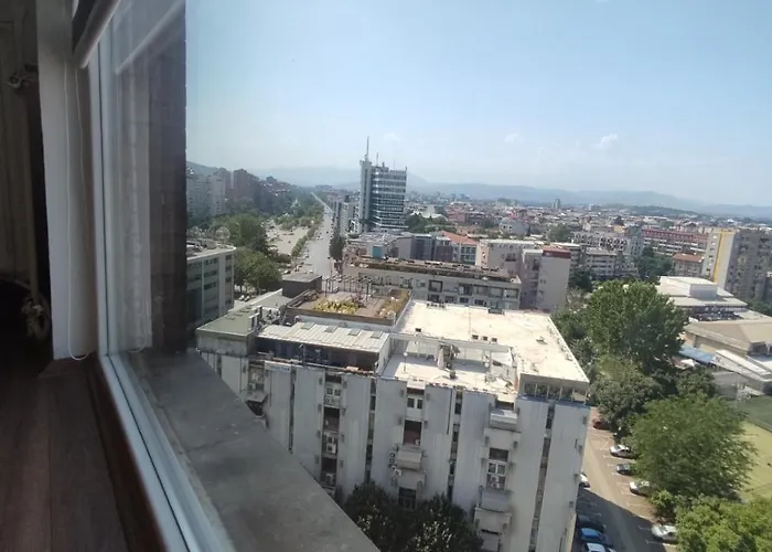 Sky View Luxury Center Апартаменти *