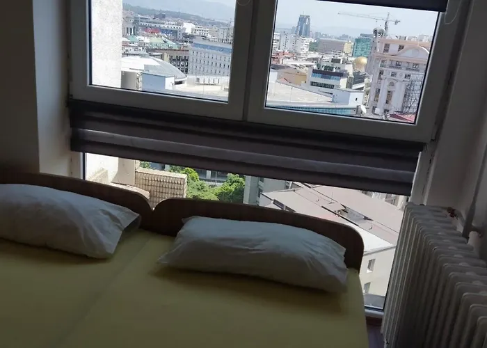 Sky View Luxury Center *