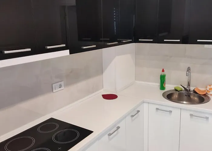 Апартаменти Sky View Luxury Center Скоп'є