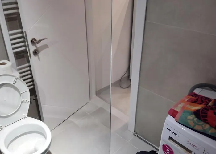 Sky View Luxury Center Апартаменти